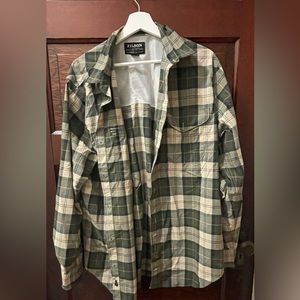 Filson lightweight plaid shirt, Large